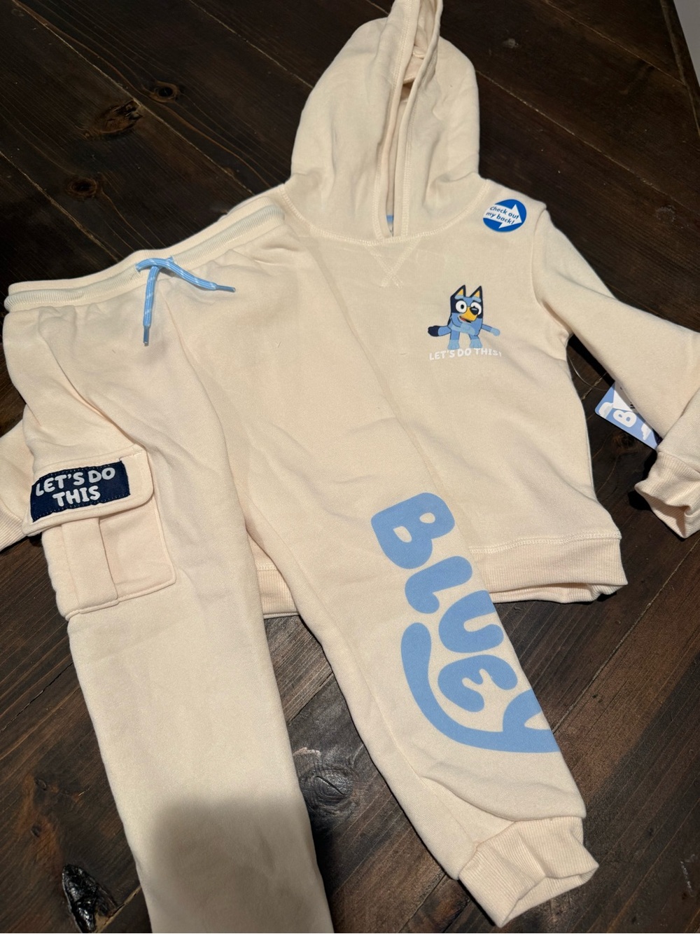 NWT Bluey Sweatsuit Toddler Size 4T